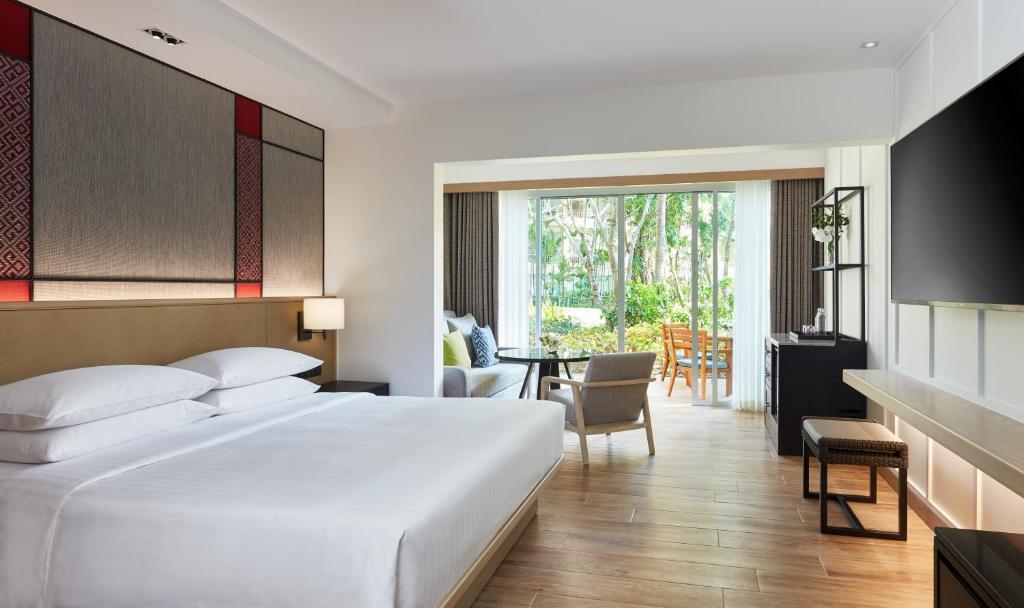 Hyatt Regency Hua Hin SHA Extra Plus