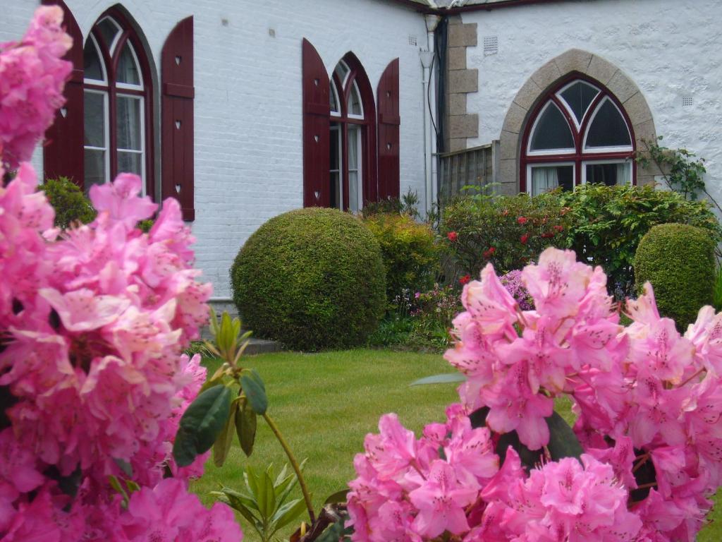 Undercliff Guest House (Trinity) 