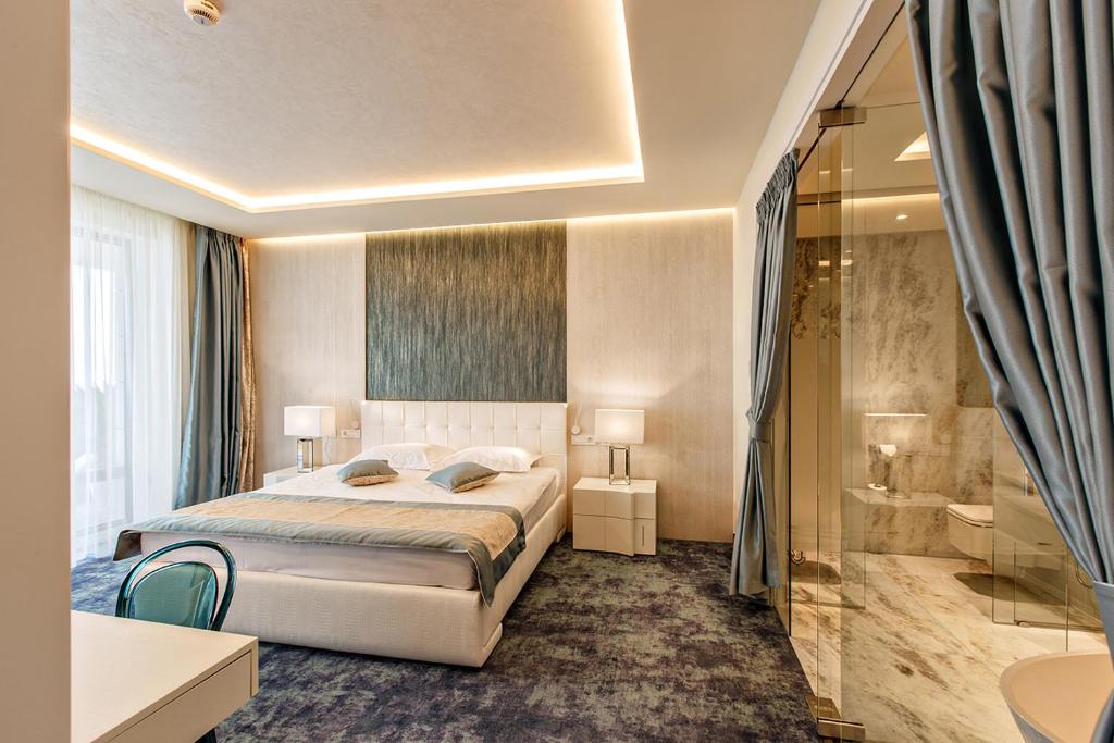 Hotel Opera Mamaia