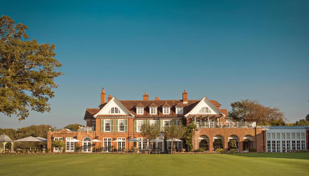 Chewton Glen Hotel - an Iconic Luxury Hotel