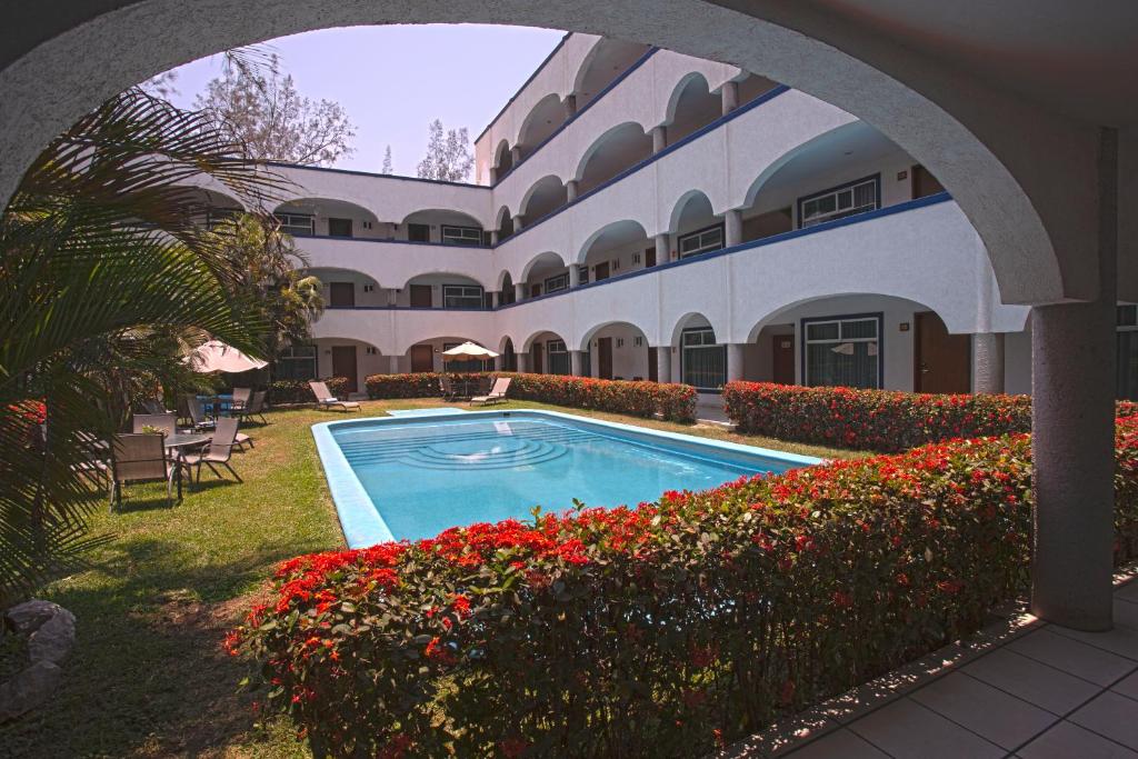 Hotel Arcos Aeropuerto